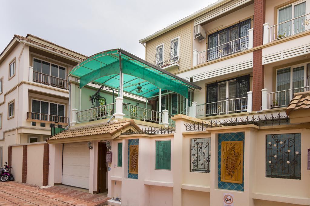 Nowhere Villa Mars Pattaya Exteriér fotografie